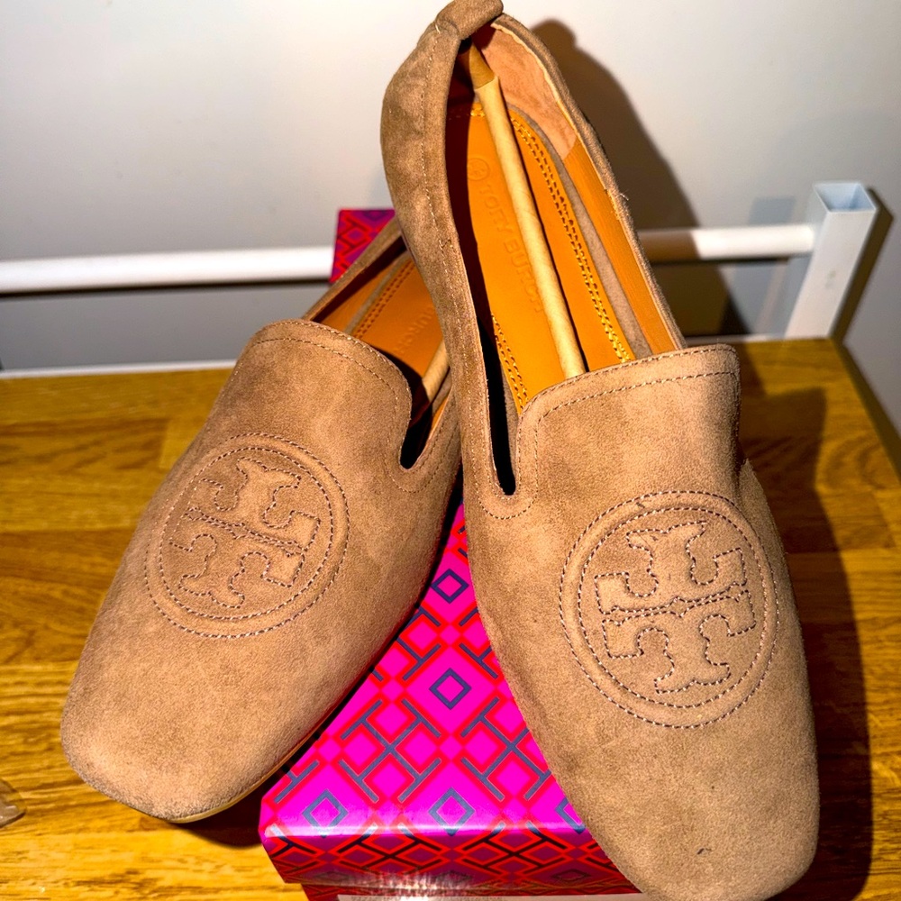 New TORY BURCH -LEIGH 15MM ELASTIC LOAFER - SILK SUEDE SIZE 8 - Shoes